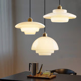 Mid-Century Witte Glazen Hanglamp – Verstelbare Messing Hanglamp