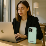 ArmorShell | Ultradun en Schokbestendig iPhone-hoesje