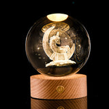 3D Kristallen LED Lamp – Decoratieve Lichtbol met Houten Basis