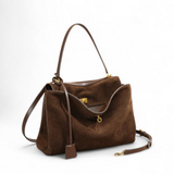 Laura – Grote handtas van faux suede in rechthoekige vorm
