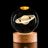 3D Kristallen LED Lamp – Decoratieve Lichtbol met Houten Basis