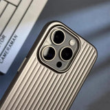 Shieldskin iPhone Hoes | Telefoonhoesje | Valbestendige titanium-look hoes voor iPhone modellen