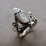 Stijlvolle Vintage-Maansteenring – Clara
