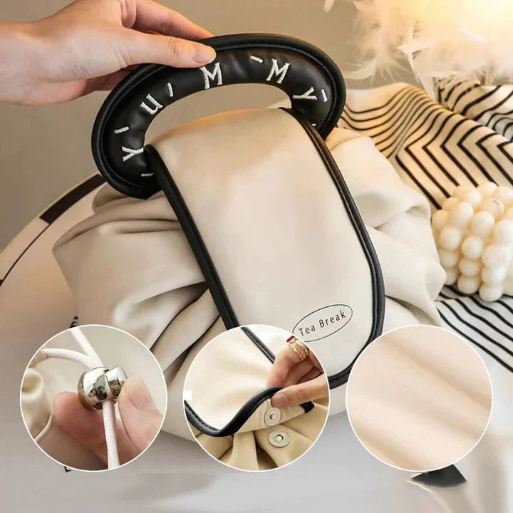 TravelChic | De ultieme cosmeticatas voor onderweg!