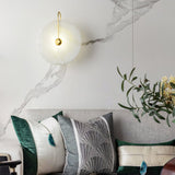 Alabaster LED Wandlamp – Elegant en Rustig Licht