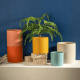 POTERIE – Moderne bloempot van keramiek met schotel