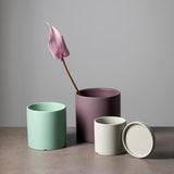 POTERIE – Moderne bloempot van keramiek met schotel