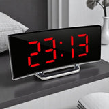 CurveClock | LED Digitale Wecker met Gebogen Scherm en Automatische Verlichting