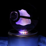 Kristallen Pokébal met LED-standaard – Interactief verzamel speelgoed