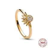 Sprankelende Zilveren Kristallen Ring – Elegante 925 Sterling Zilveren Ring met Maan- & Zonendesign