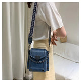 Retro Bag | Stijlvolle vierkante compacte schoudertas
