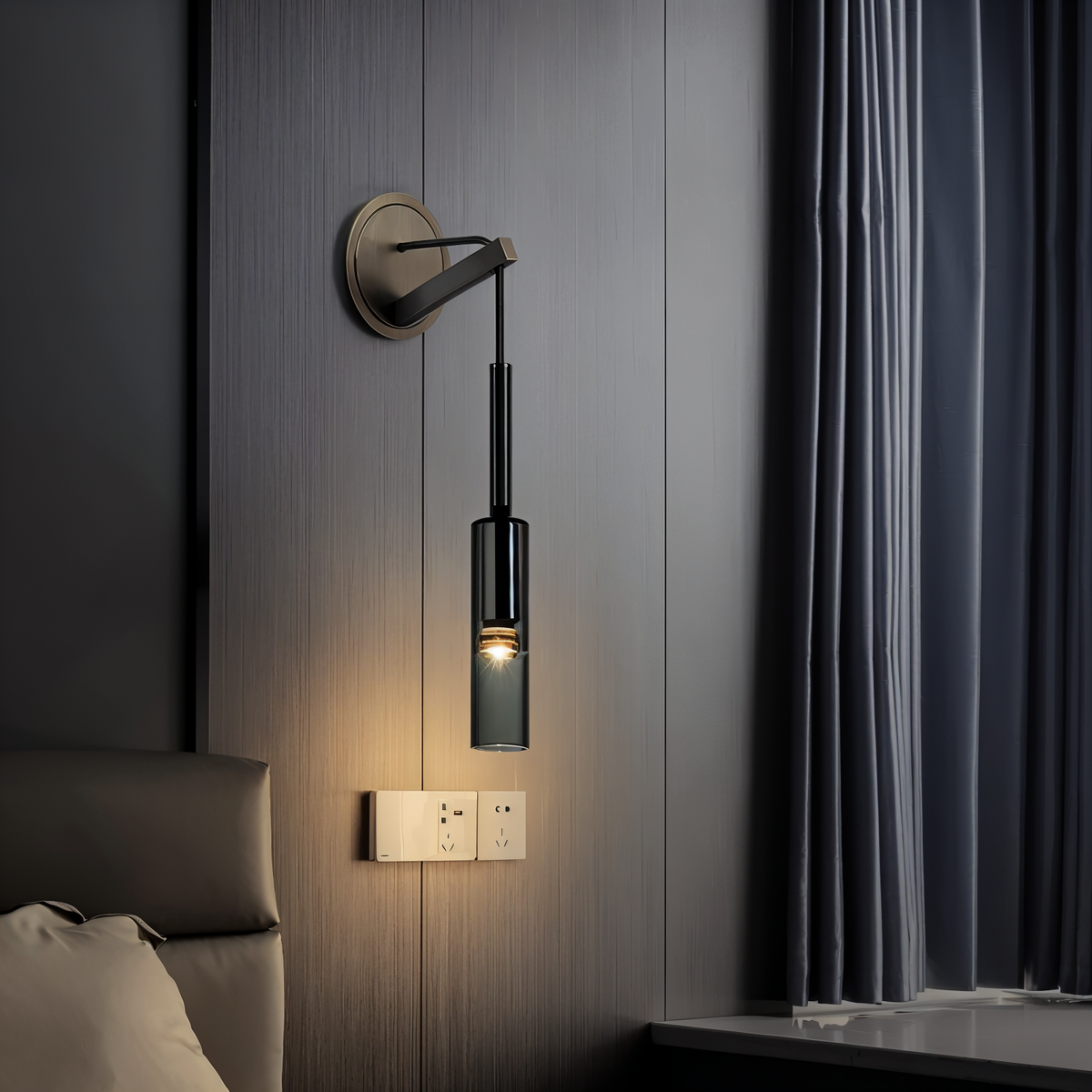 Minimale Wandlamp met Rookglas – Orvane