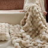 LuxeFleece - Knusse en elegante warmtedeken voor onderweg