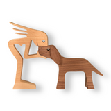 Paws of Love - Hond en Mens Handgemaakte Houten Sculptuur - Symbool voor Eeuwige Verbondenheid