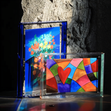 VividAcryl – Neon Acryl Fotolijsten in de stijl van de jaren '80