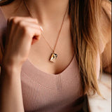 HeartLink | Gepersonaliseerde Briefketting voor je Dierbare