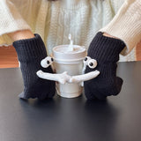 Playful Pals | Omarm de winterpret in elke handdruk!