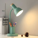 BrightHold – Moderne LED Tafellamp met Penhouder voor Bureau & Thuis