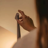 NordicGlow | Draadloze Dimbare LED Tafellamp voor Moderne Woonruimtes