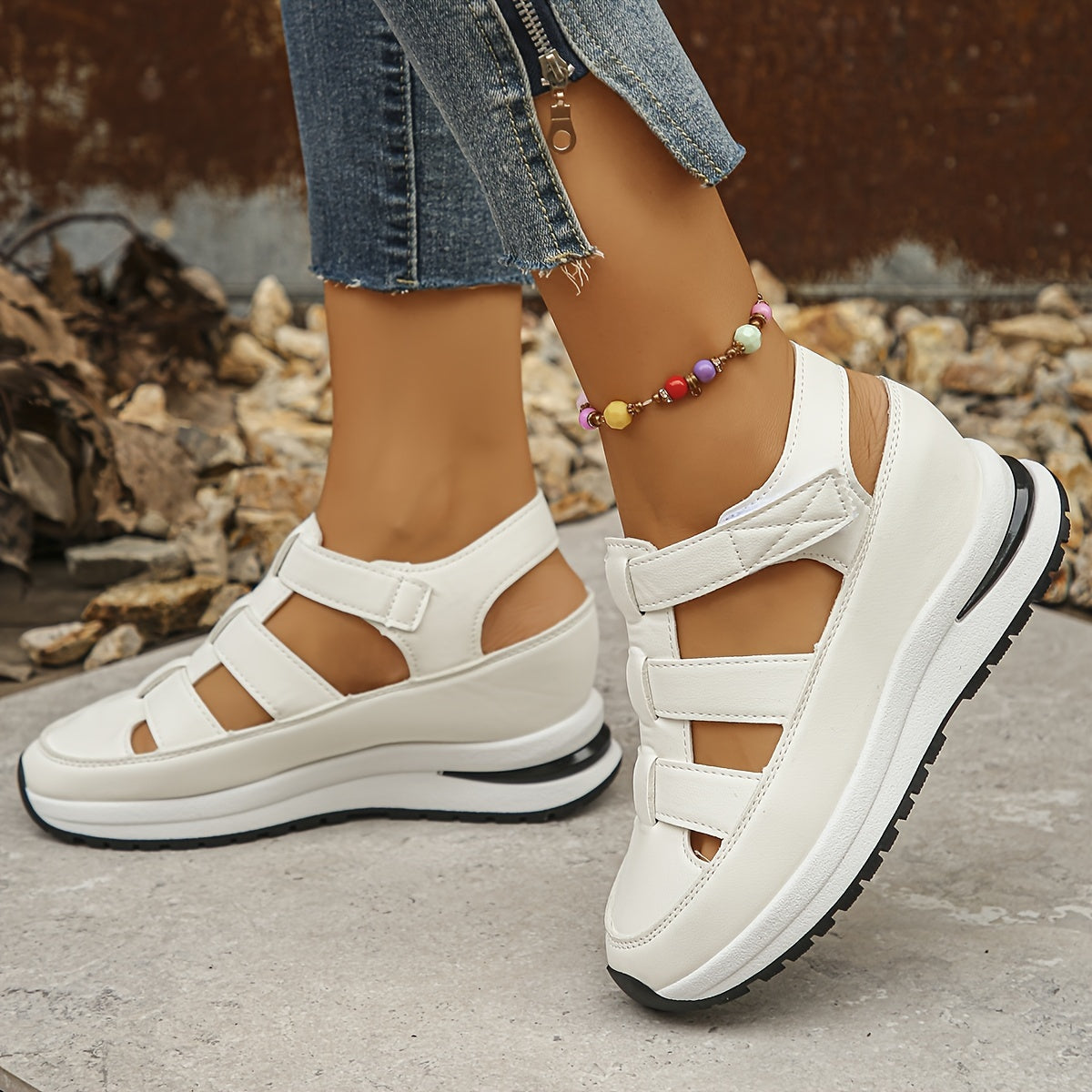 Platformsandalen – Klittenbandjes & Gewatteerde Zool