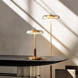 Ronaldo Tafellamp – Moderne Elegantie met Zachte LED Verlichting