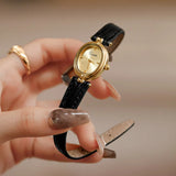 Sienna - Elegante quartz horloge met gouden wijzerplaat