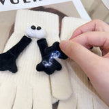 Playful Pals | Omarm de winterpret in elke handdruk!