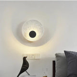 Ronde Maan Globe Wandlamp – Hedendaagse Elegant met Zachte LED Glans