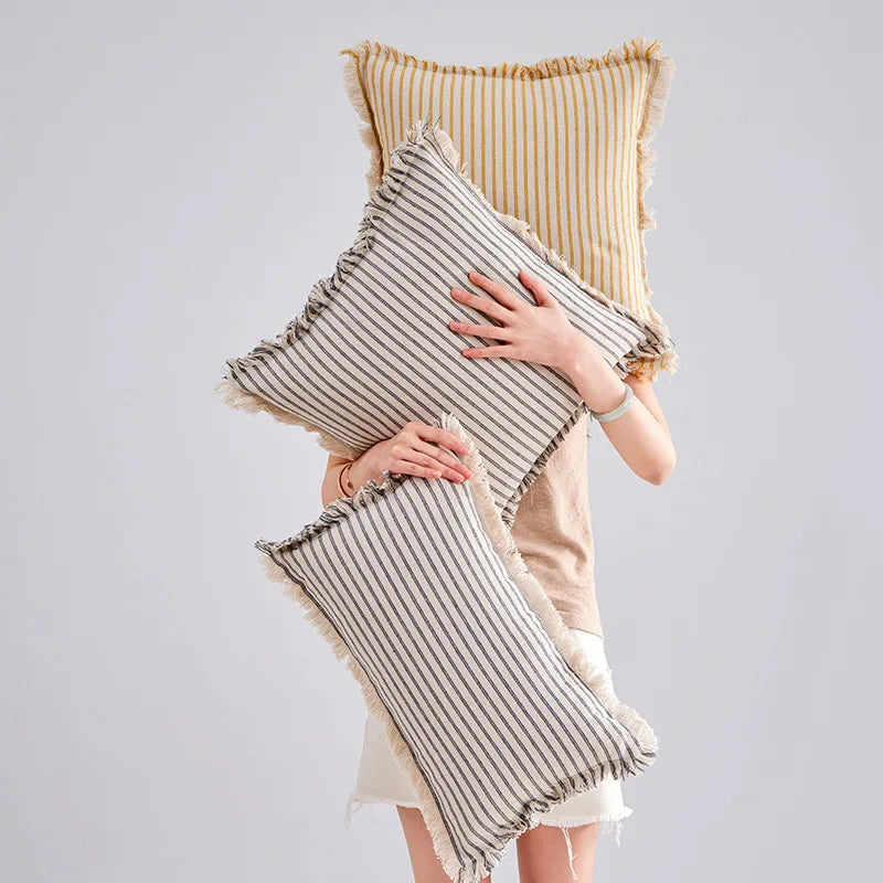 Jacquard Kussenhoes met Franjes – Tijdloos en Comfortabel
