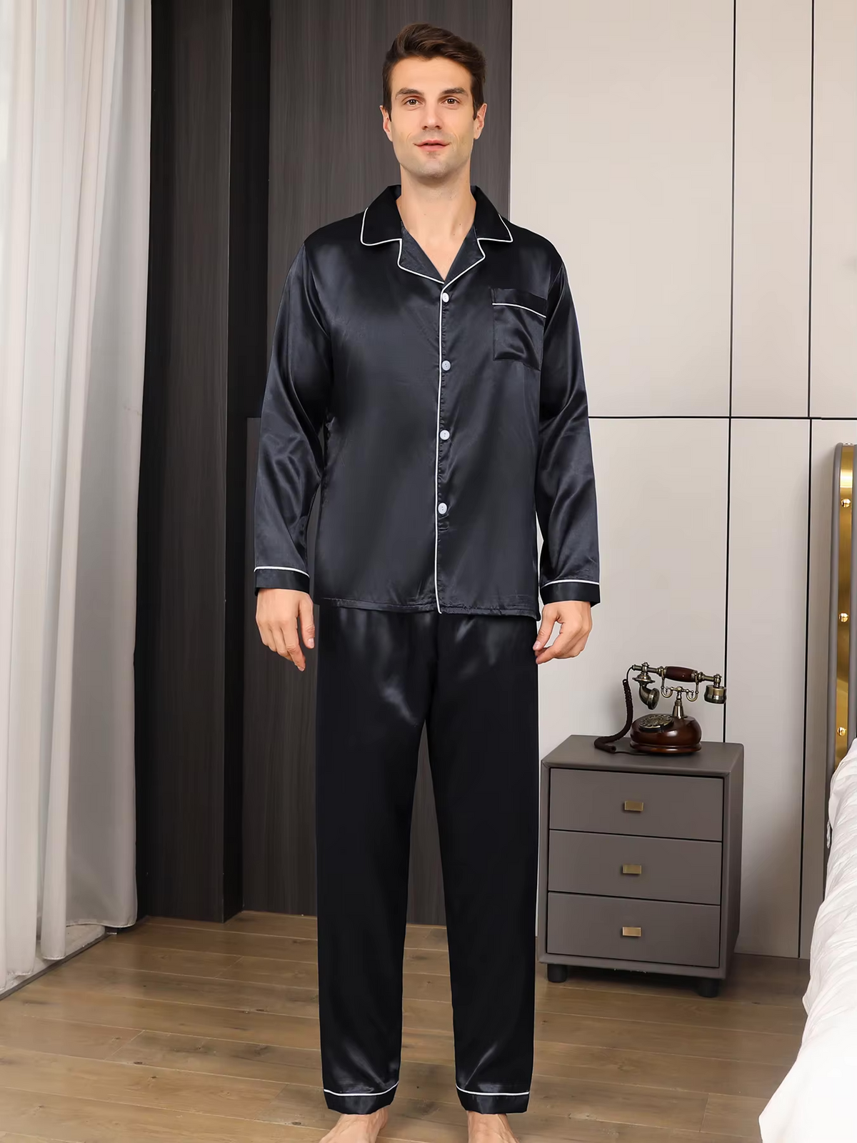 Silkon | Luxe Zijdezachte Satijnen Heren Pyjama Set | Lange Mouwen en Broek | Perfecte Pasvorm | Ademend en Comfortabel | Ideaal voor Ontspanning en Nachtrust | Ervaar Stijl en Comfort
