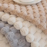 CozyHive | Omarm winterwarmte met antislip honingraatcomfort!