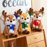 CUDDLESCARF – Charmante Kerstpluchepop in Cartoon-Design