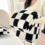 Pandaluna Knuffeldeken Flanel met Ruitpatroon | Zacht & Ademend | Voor Bank, Bed & Kantoor | Wasmachinebestendig | Roze/Wit