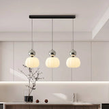 Glazen charme met gouden accent van luxe