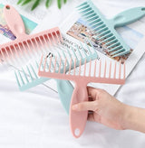 Broom Comb | Houd je bezem schoon en haarvrij!