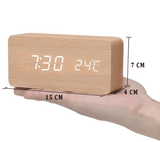 WoodSense LED-Houten Klok – Spraakgestuurd & Stijlvol voor Elke Ruimte