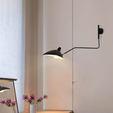 Serge Mouille Eén-Arms Wandlamp – Iconisch Ontwerp uit de Jaren '50 met Verstelbare Arm