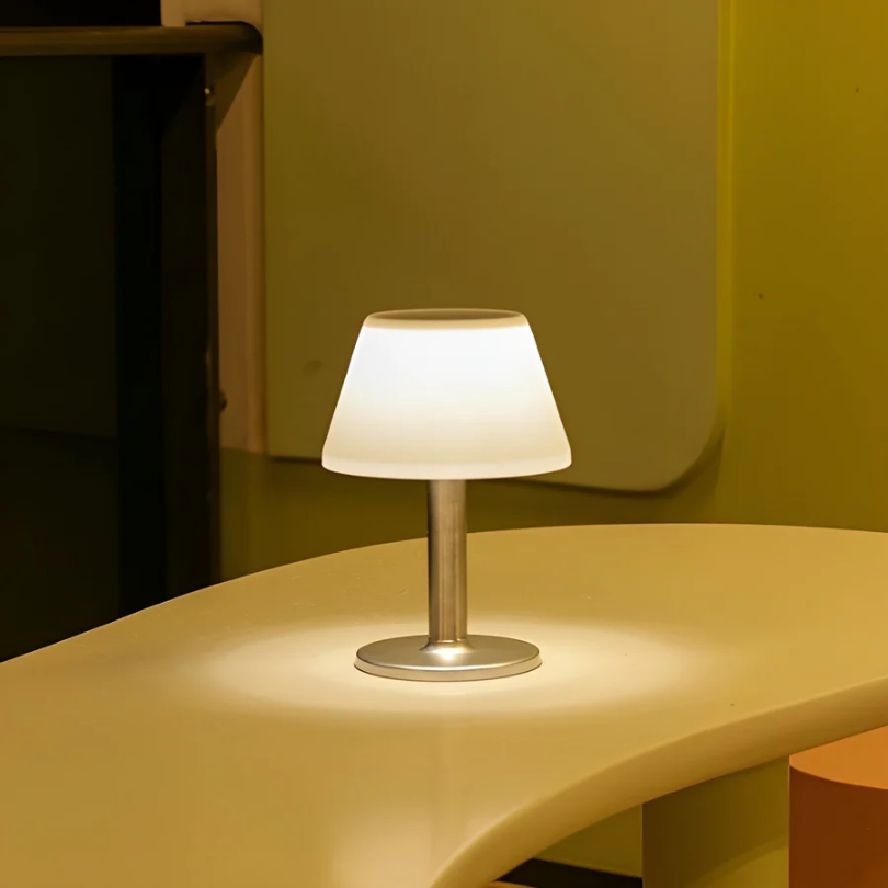 Stijlvolle Solar-Tafellamp - SolarLuxe