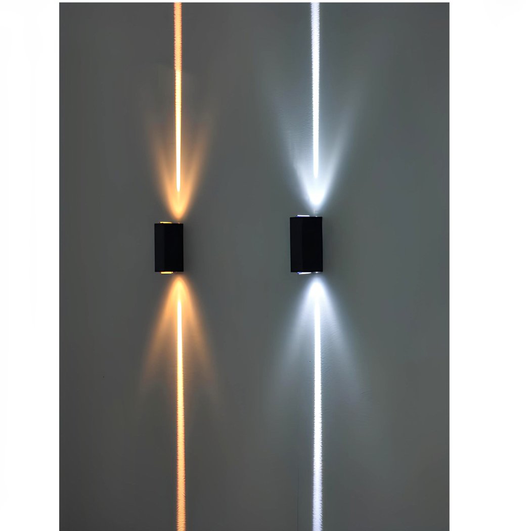 LumiGlow Buitenwandlamp – Sfeervol en Weerbestendig Licht