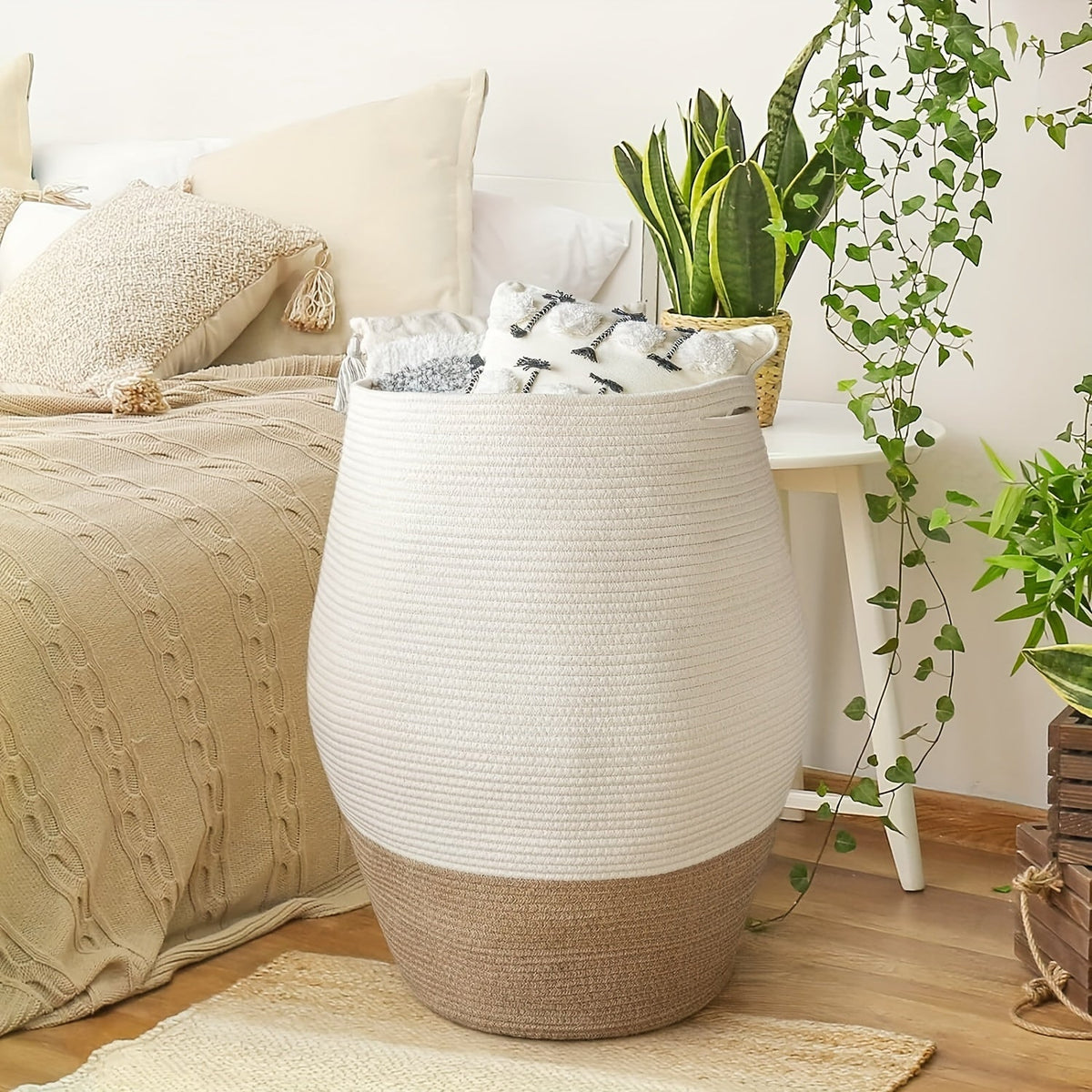 Grote Geweven Wicker Wasmand – Praktisch en Elegant voor Elke Wasruimte