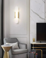 Moderne Marmor Wandlamp met Gouden Details – Luxe Verlichting