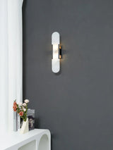 Moderne Marmor Wandlamp met Gouden Details – Luxe Verlichting