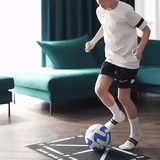 Norvo | Voetbal Pro Trainingsmat | Antislip, 2x2m Ruimte & Videoprogramma voor Vaardigheidsverbetering en Thuistraining