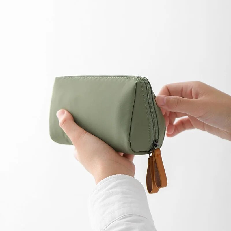 GlamPouch | Uw reisklare draagbare cosmetische organizer!