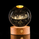 3D Kristallen LED Lamp – Decoratieve Lichtbol met Houten Basis