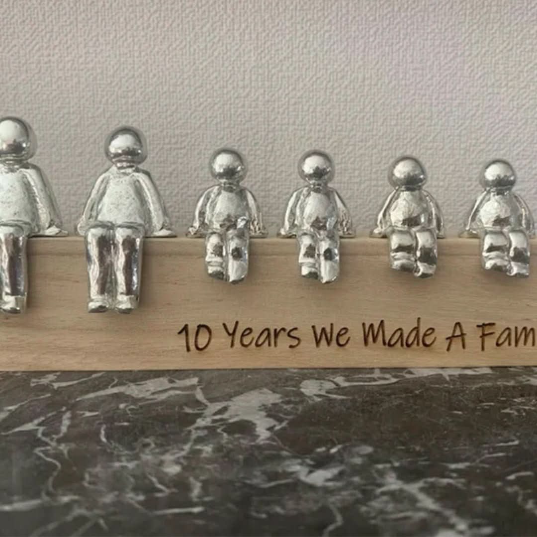 Eeuwige familieband (alleen beeldhouwwerk)