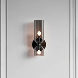 Elegante wandlamp met rookglas en gouden afwerking – dubbele lichtbron