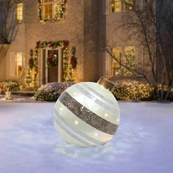 MegaSphere | Draai hoofden en verspreid vrolijkheid met deze enorme kerstballen!