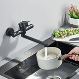 FlexiTap – Wandgemonteerde 360° draaibare kraan met dubbele handgrepen voor het regelen van warm en koud water