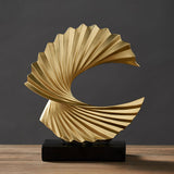 Stijlvolle Halve Maan Sculptuur – LunarGrace